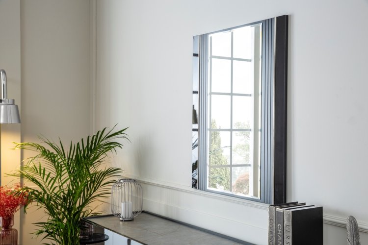 Noir Chrome Dining Room Set