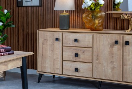 Luster Dining Room Set