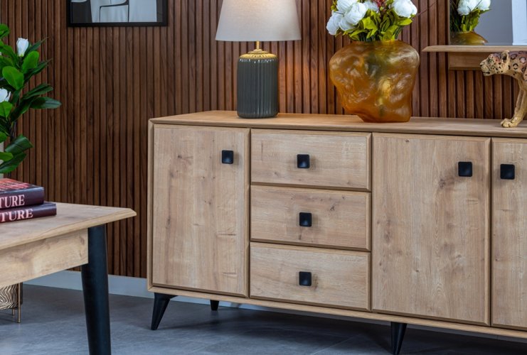 Luster Dining Room Set