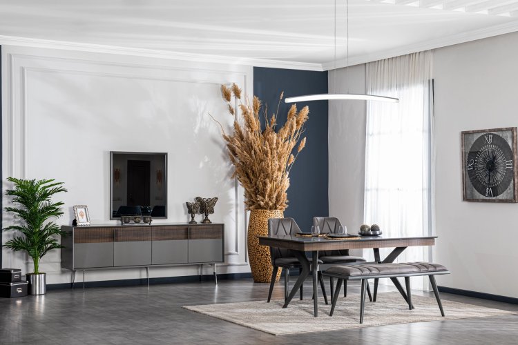 Falcon Dining Room Set