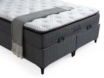 Violet Bed