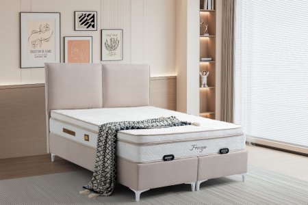 Frezya Bed Set